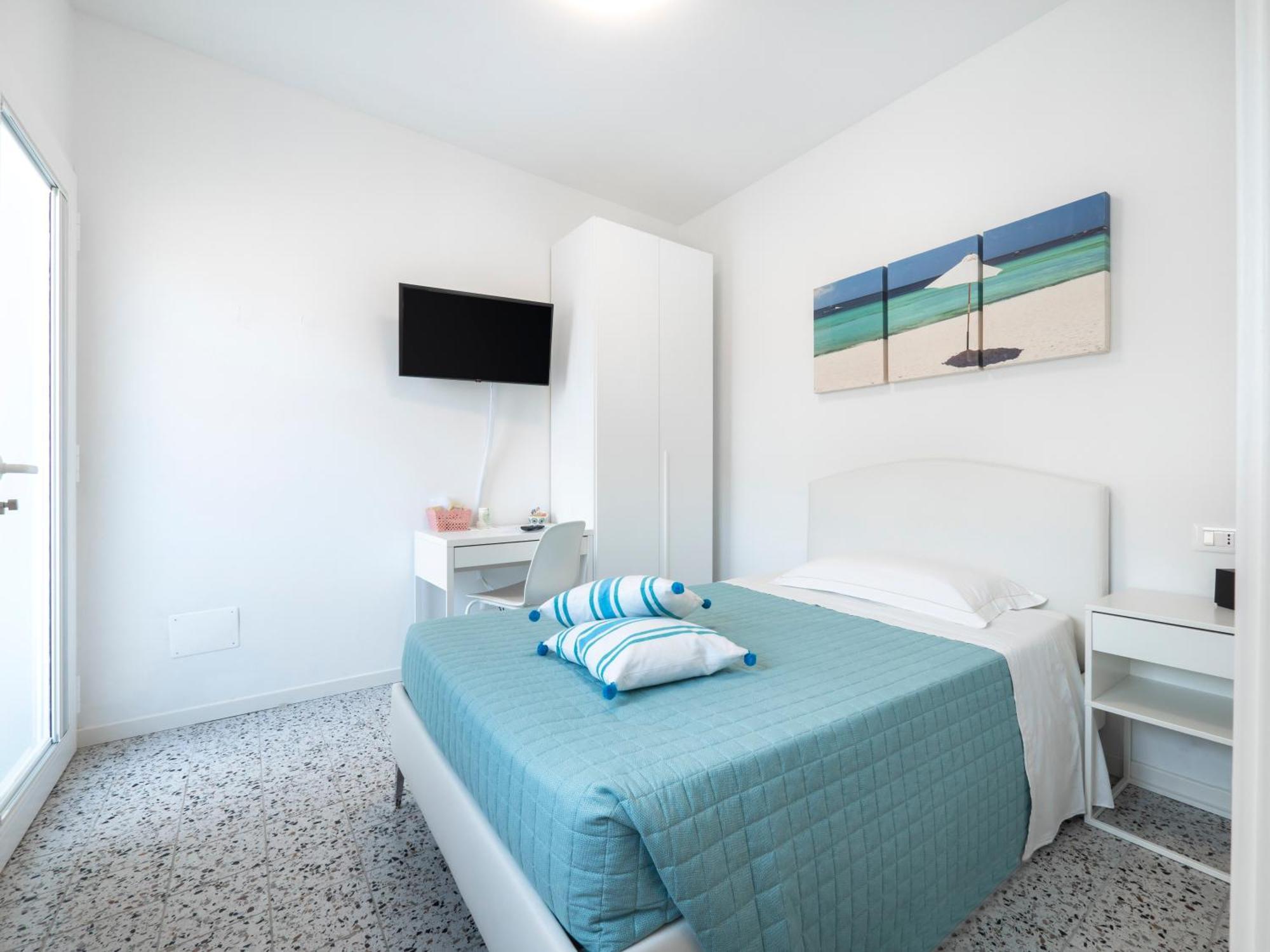 Zuara9Room Римини Экстерьер фото