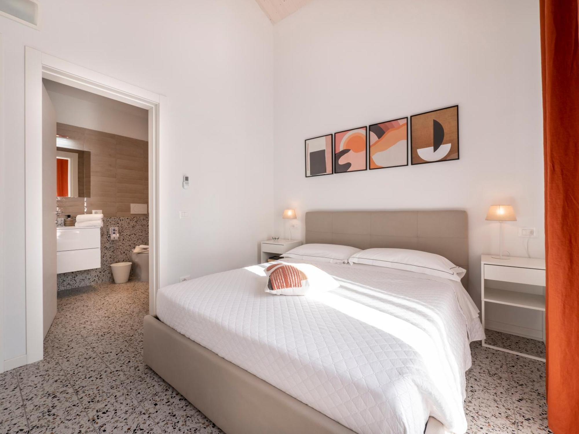 Zuara9Room Римини Экстерьер фото