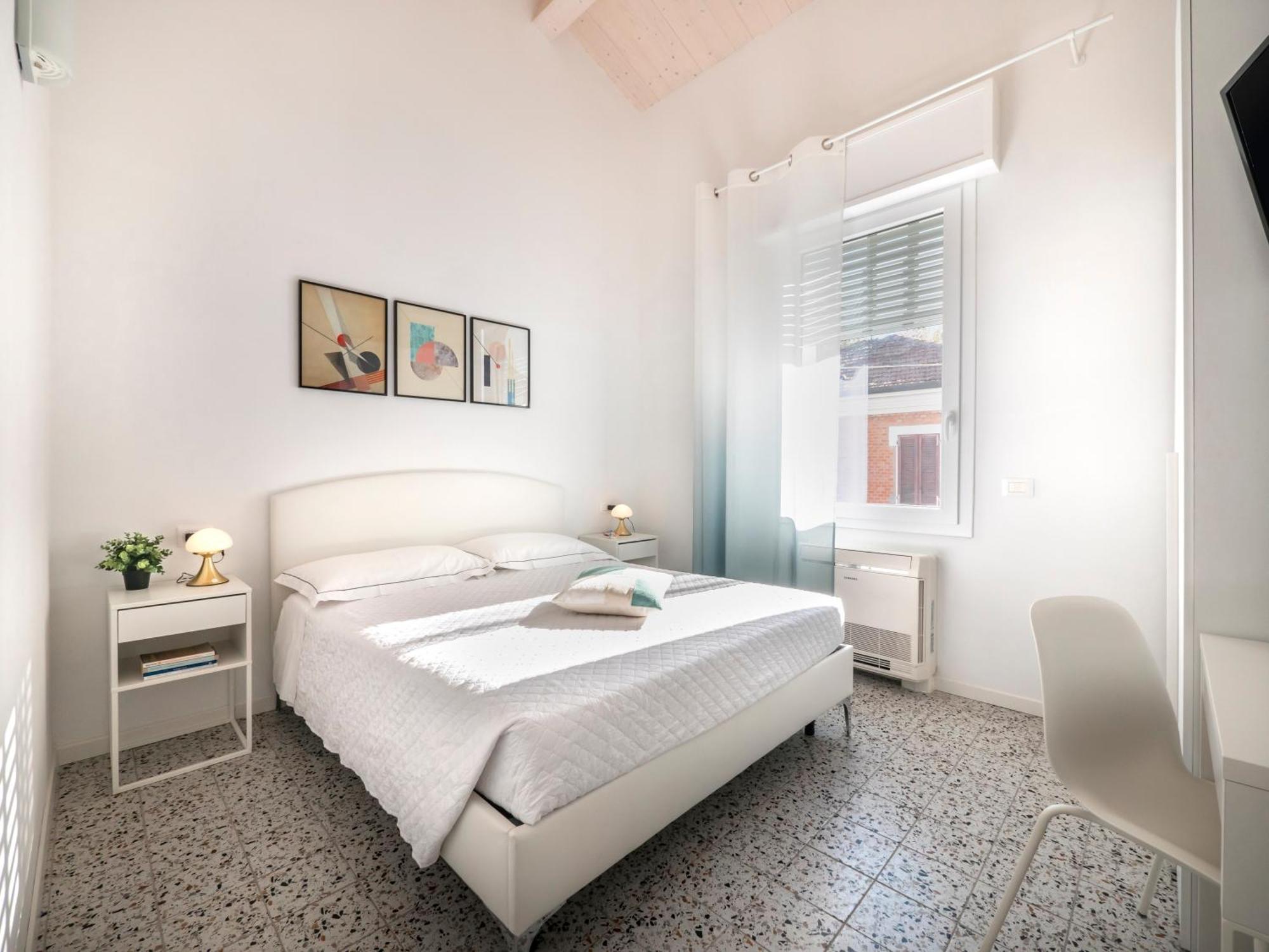 Zuara9Room Римини Экстерьер фото